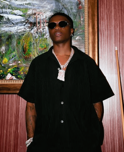 WIZKID NET WORTH 2022 AND ABOUT HIS EARLY LIFE